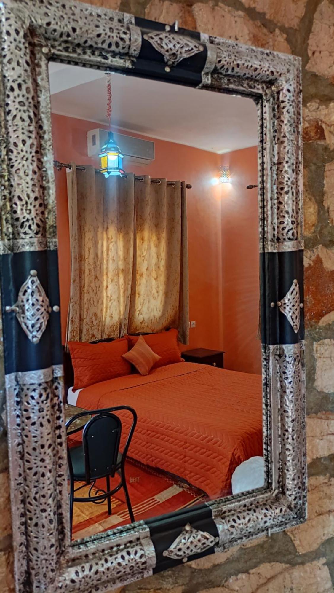 Hotel Camping Le Soleil Tinghir Bagian luar foto